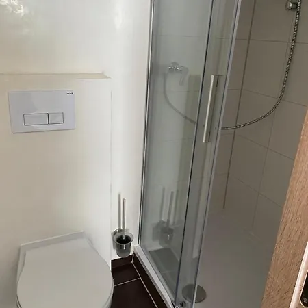 Zur Post - Standort Am Bahnhof Eiserfeld Hotel *